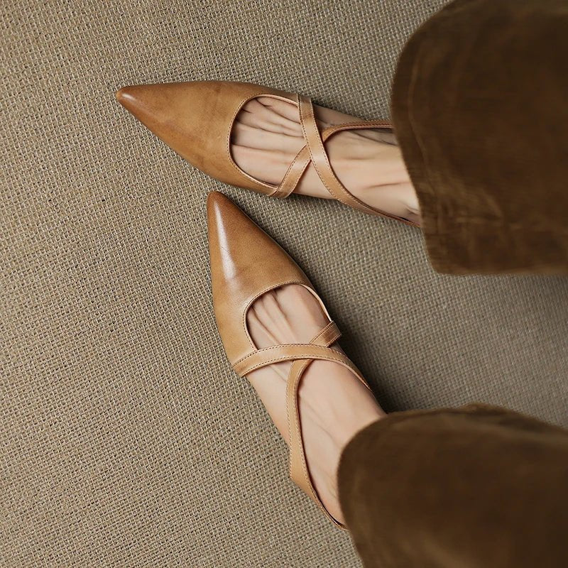 Harper | Läder Mules Med Korsrem Spetsig Tå Låg Klack Slip-On