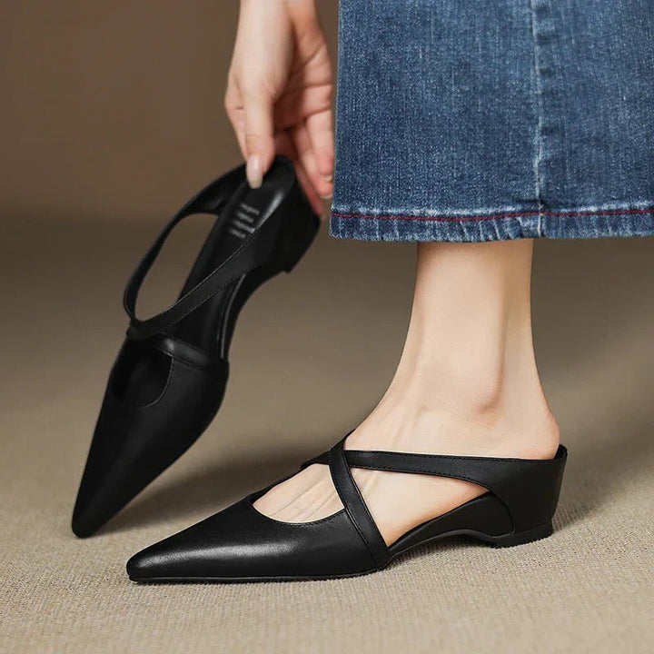 Harper | Läder Mules Med Korsrem Spetsig Tå Låg Klack Slip-On