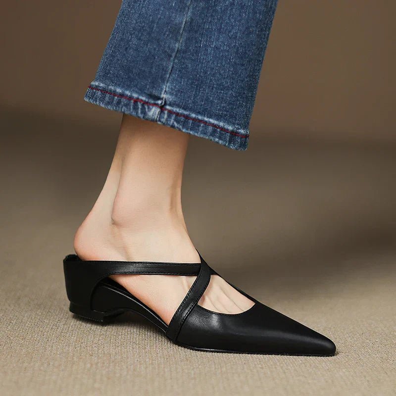 Harper | Läder Mules Med Korsrem Spetsig Tå Låg Klack Slip-On