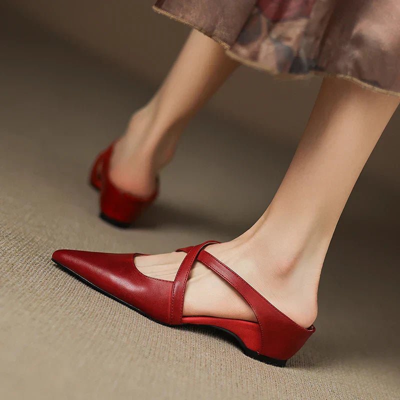 Harper | Läder Mules Med Korsrem Spetsig Tå Låg Klack Slip-On