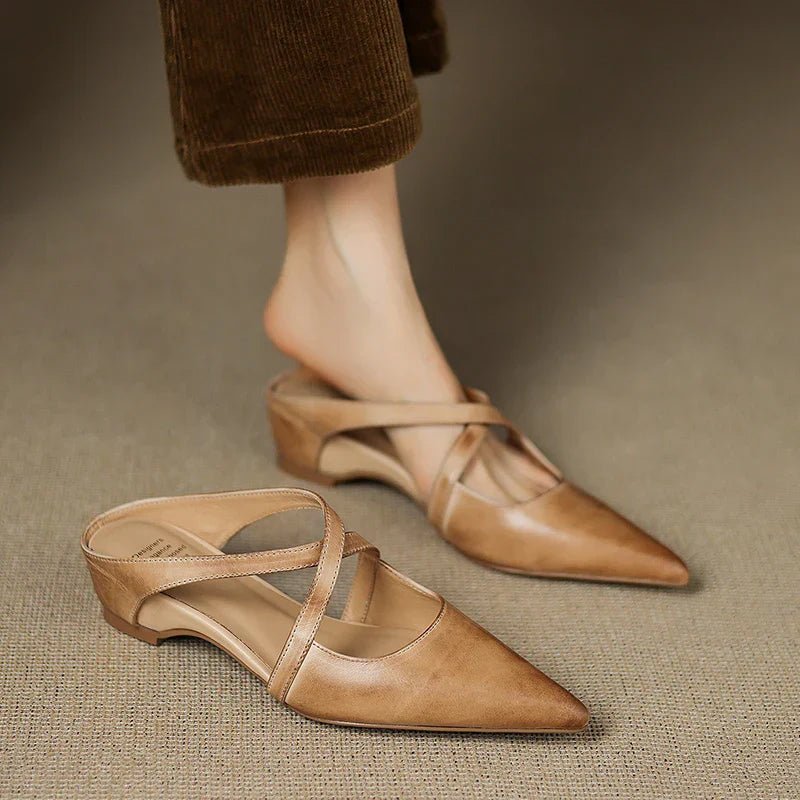 Harper | Läder Mules Med Korsrem Spetsig Tå Låg Klack Slip-On
